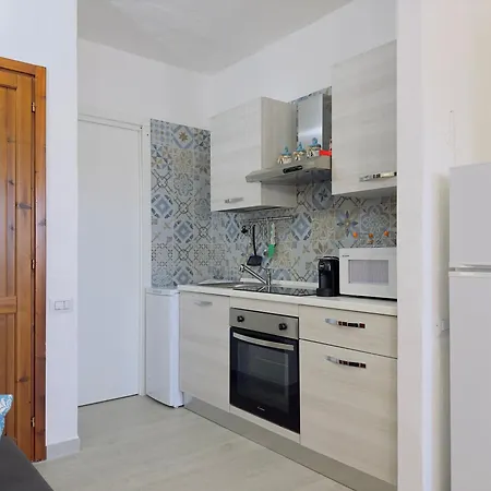 Casetta Belvedere - Fronte Porto *